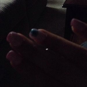 Meet your Posher, Ella